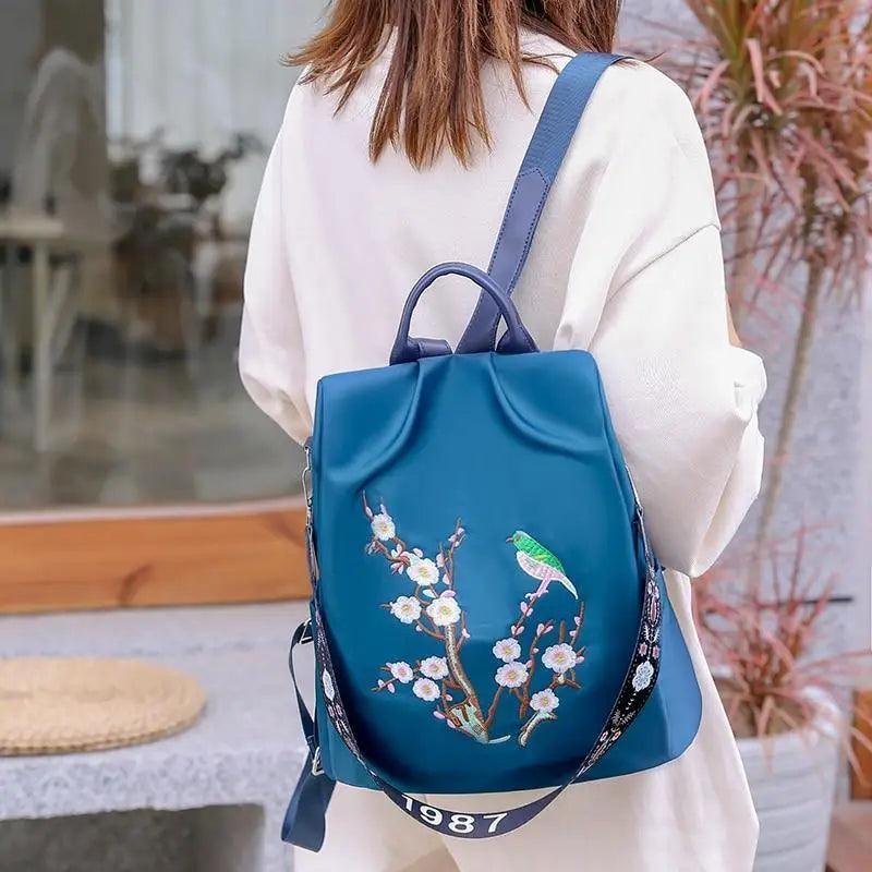 Mochila de Mujer Bordada con Estilo - Impermeable y Antirrobo