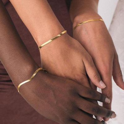 Elegant Gold Color Chain Bracelet for Women