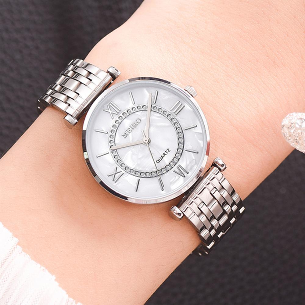 Montre à Quartz Élégante Bicolore en Diamant pour Femmes