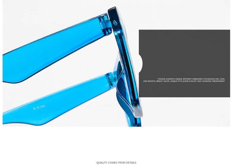 Chic Square Sunglasses for Women - Retro Stylish Eyewear - Korvel