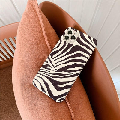 Chic Zebra Print Leather Phone Case for iPhone 14/13/12/11 - Stylish & Protective - Korvel