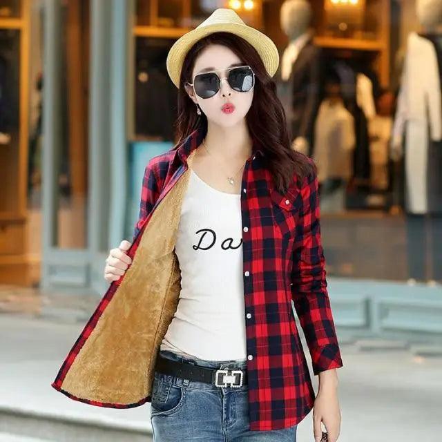 Chic Winter Plaid Jacket for Women - Cozy Velvet Style - Korvel
