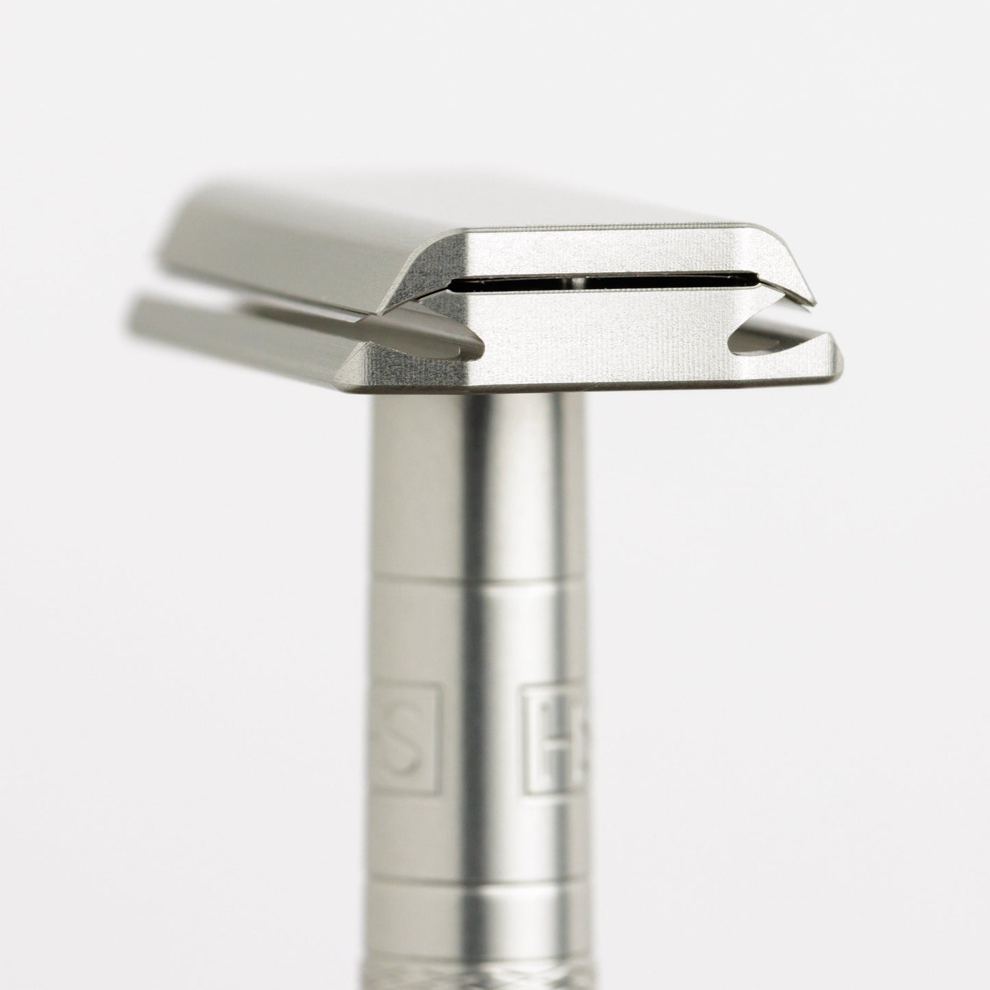 Henson Shaving AL13-V2 Mild Safety Razor