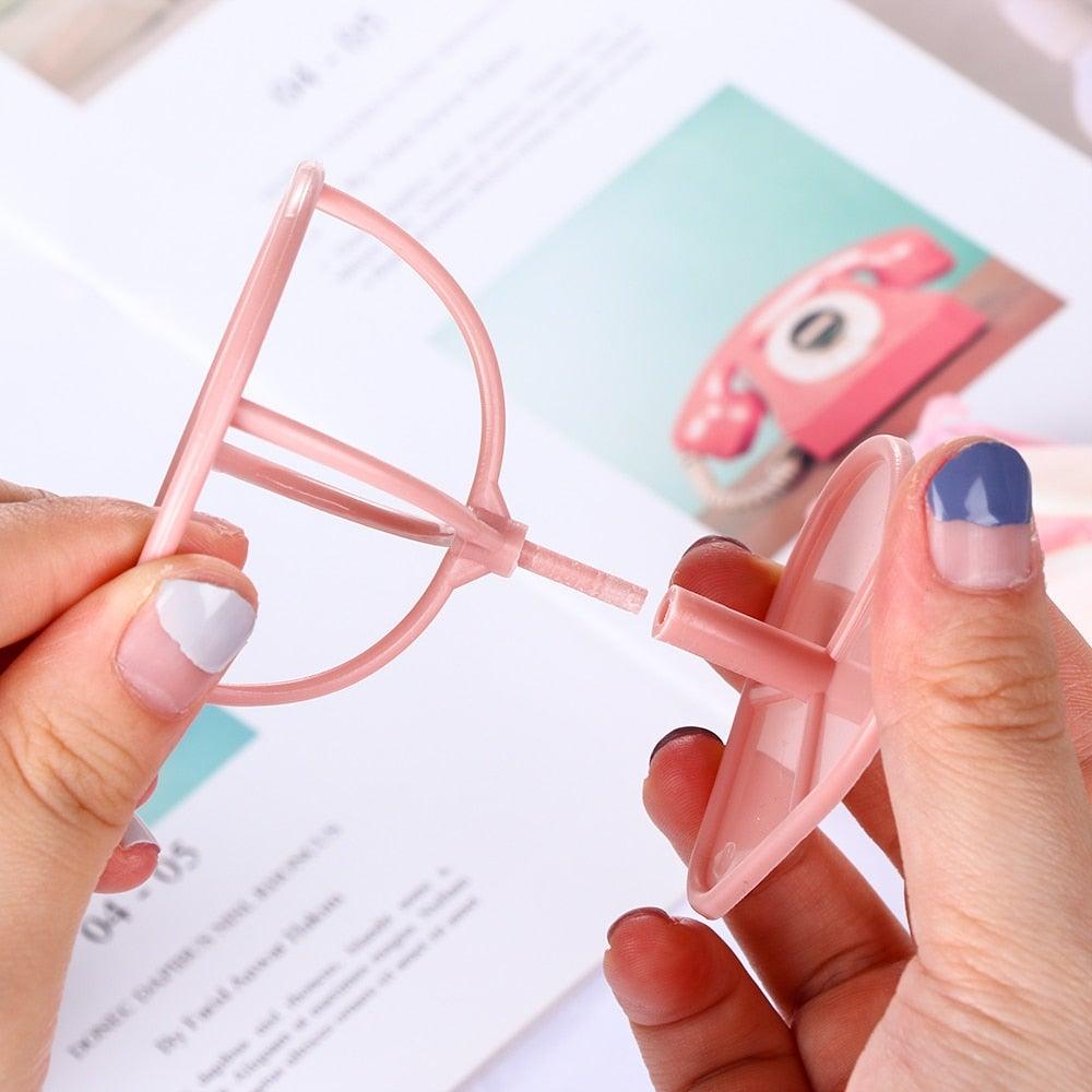 Étui à Éponge de Maquillage Élégant - Support de Rangement en Forme de Capsule