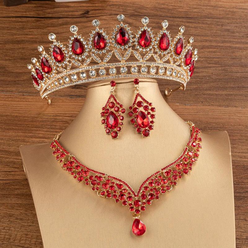 Corona Nupcial Elegante con Acentos de Diamante
