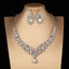 Corona Nupcial Elegante con Acentos de Diamante