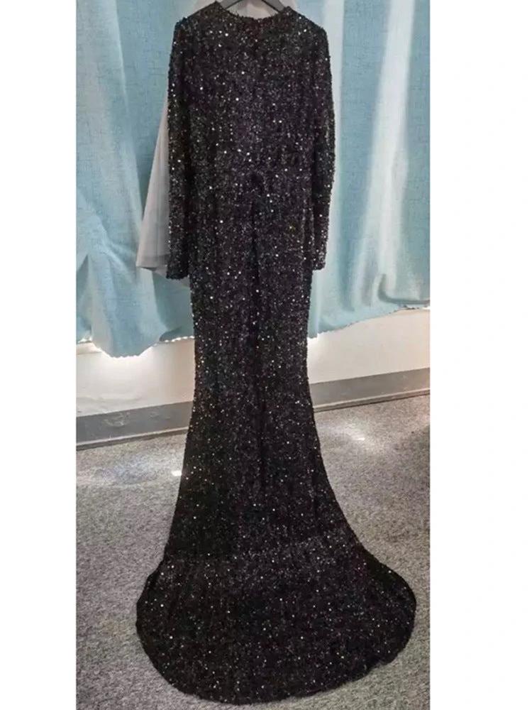 Vestido de Noche Largo de Manga Larga con Lentejuelas en Gris