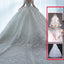 Robe de Mariée Française à Épaules Dégagées
