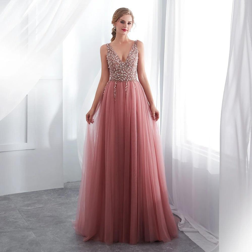 Robe de bal élégante à décolleté en V