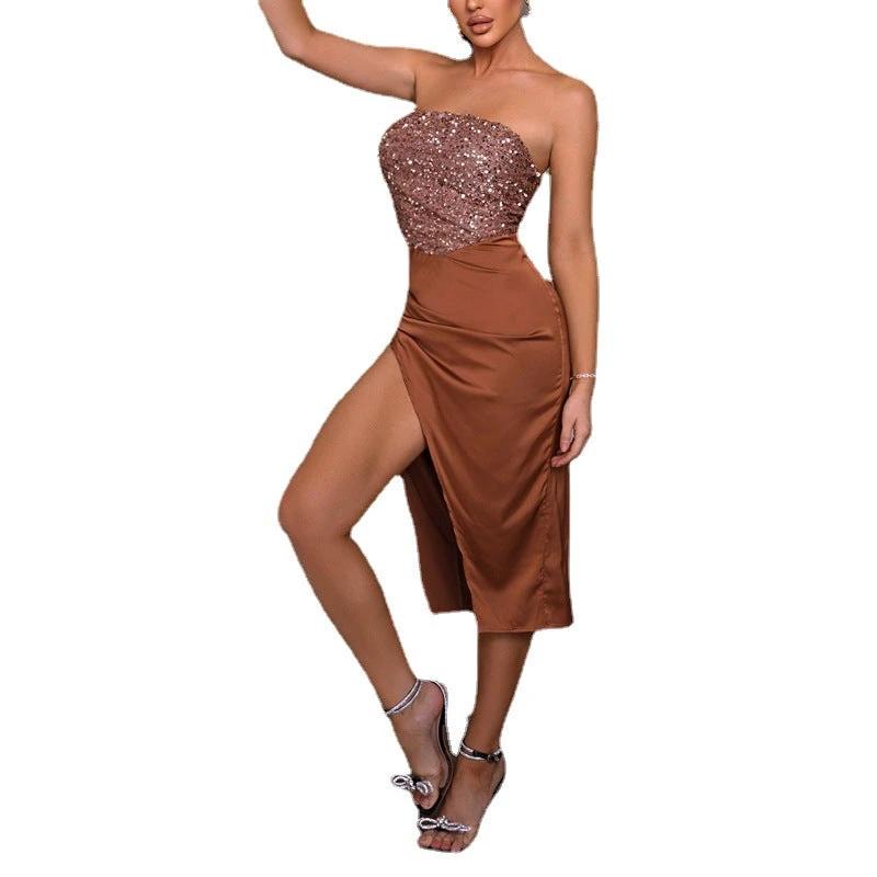 Vestido de Noche Elegante con Top de Tubo y Alta Abertura