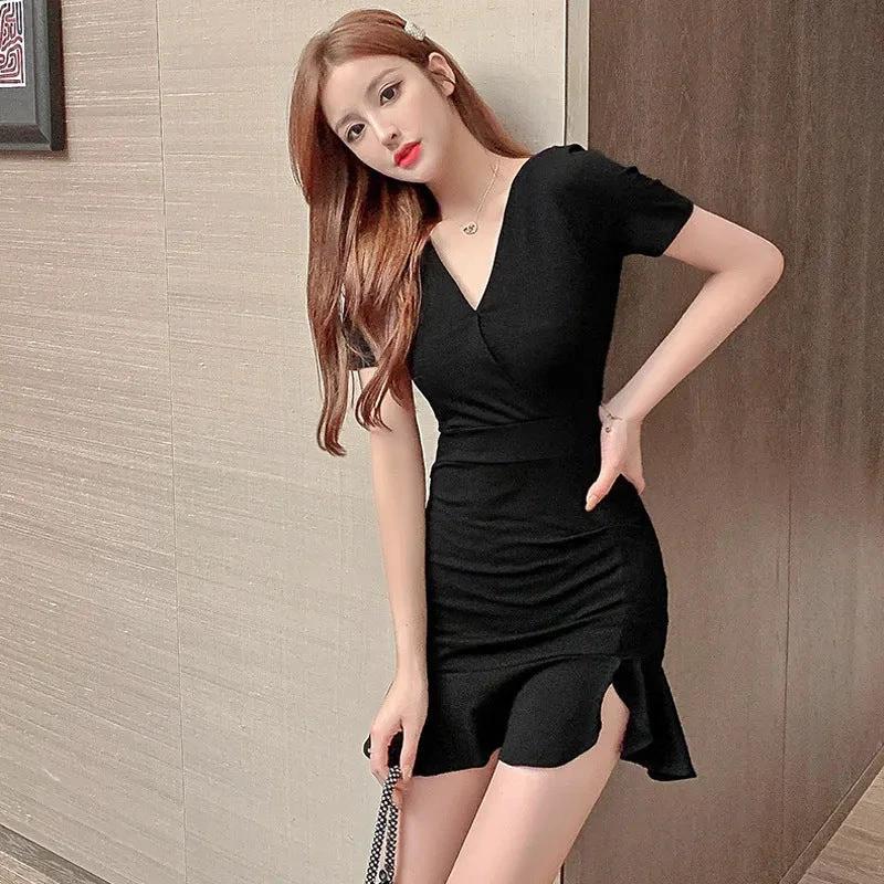 Vestido de Cola de Pescado de Cintura Alta con Escote en V Elegante