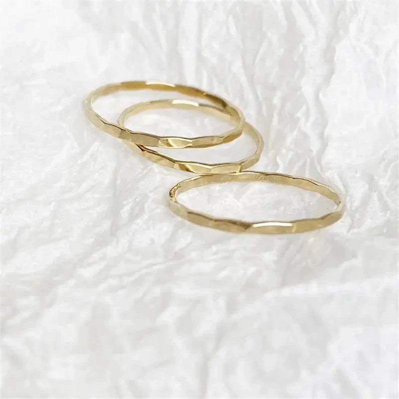 Bague Empilable Texturée en Or 14 Carats Rempli