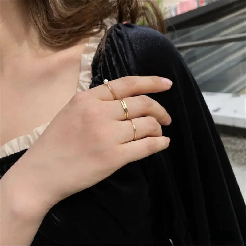 Bague Empilable Texturée en Or 14 Carats Rempli