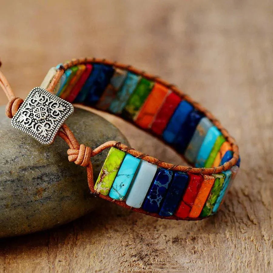 Pulsera de Cuero Boho Chic con Cuentas de Piedra Natural