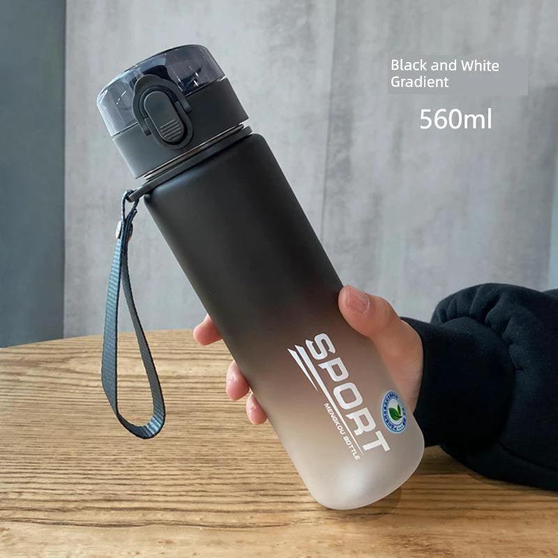 Bouteille d'eau sportive givrée Casino - Portable et élégante
