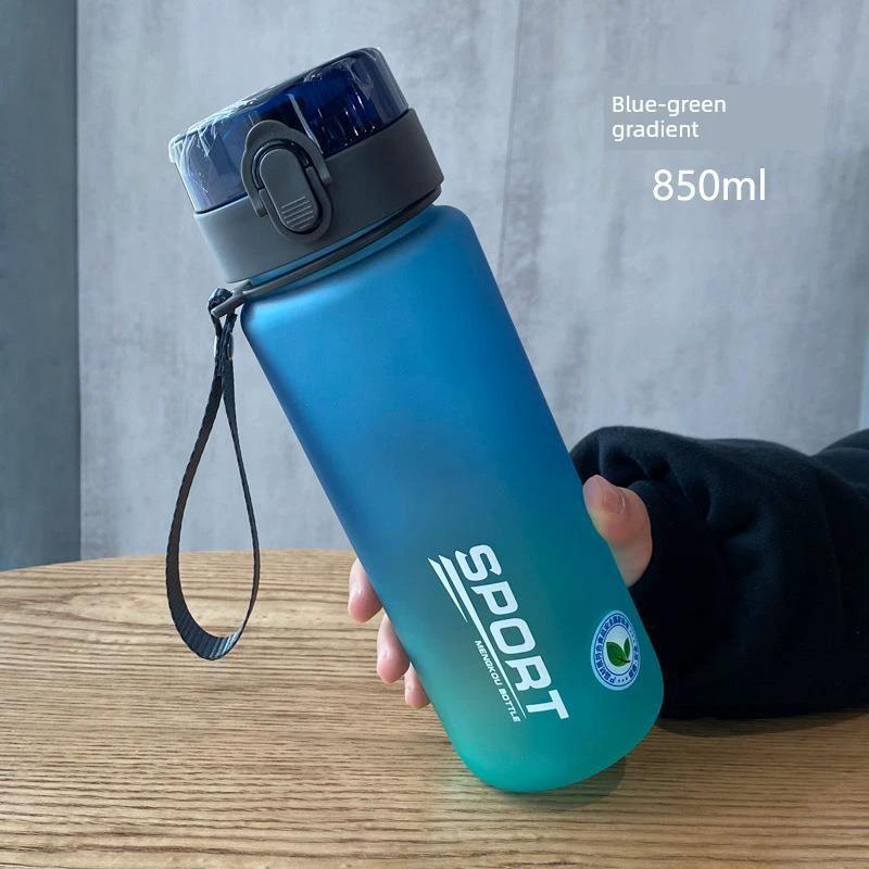 Bouteille d'eau sportive givrée Casino - Portable et élégante