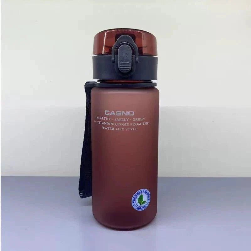 Bouteille d'eau sportive givrée Casino - Portable et élégante