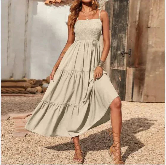 Vestido de gasa en capas con vuelo elegante