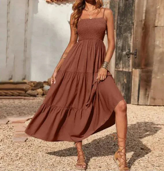 Vestido de gasa en capas con vuelo elegante