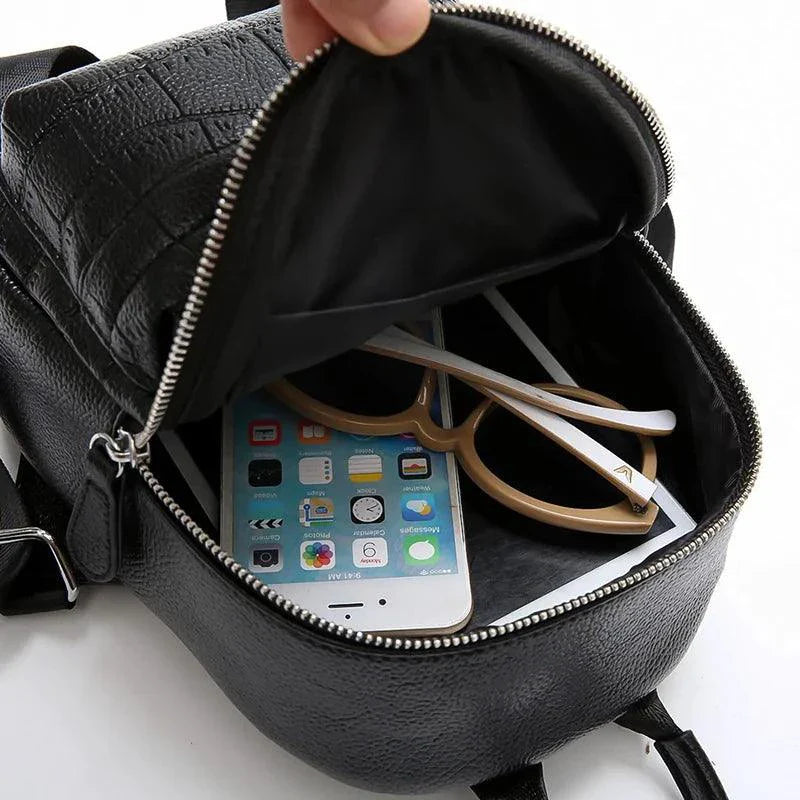 Mochila Mini de Cuero Chic - Elegante y Funcional