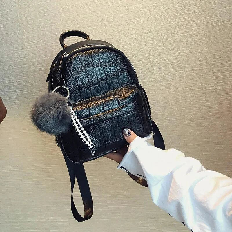 Mochila Mini de Cuero Chic - Elegante y Funcional