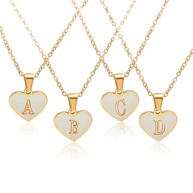 Collier en forme de cœur personnalisé avec 26 lettres en coquille blanche