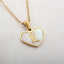 Collier en forme de cœur personnalisé avec 26 lettres en coquille blanche