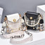 Bolso Cruzado Elegante para Mujeres con Detalle de Perlas