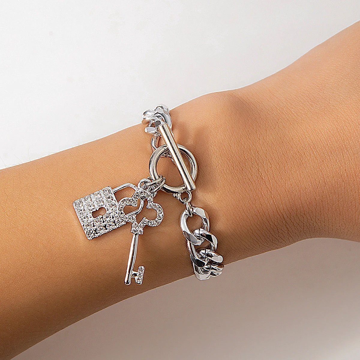 Thick Chain Lock and Key Pendant Necklace