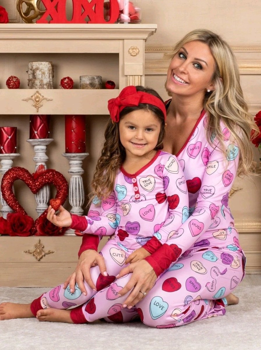 Pyjamas imprimés d'amour pour la Saint-Valentin - Ensemble assorti parent-enfant
