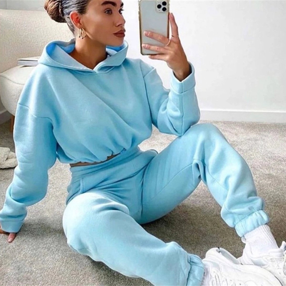 Women's 2-Piece Jogging Suit - Stylish Long Sleeve Tracksuit