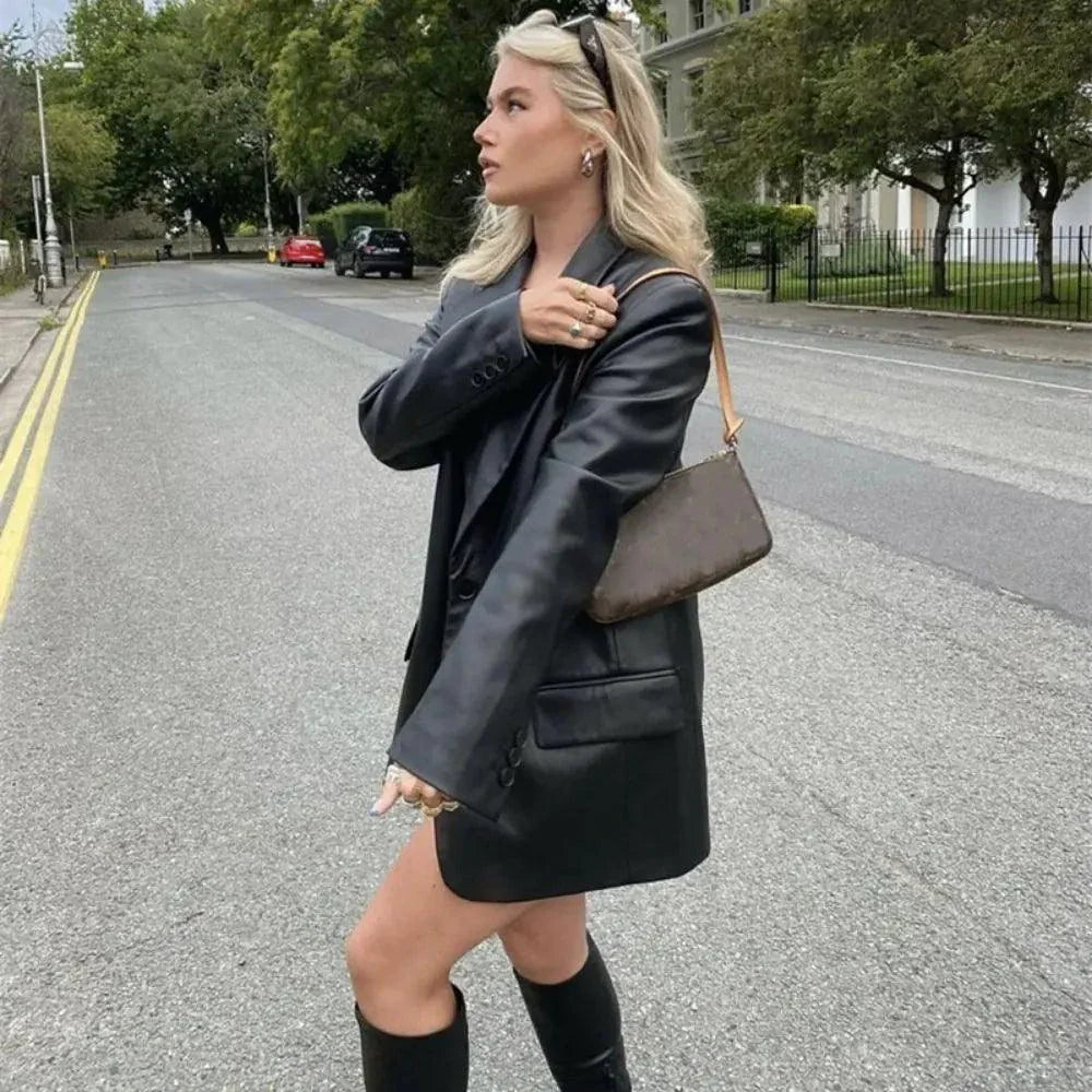 Blazer en simili cuir Farah - Polyvalence chic