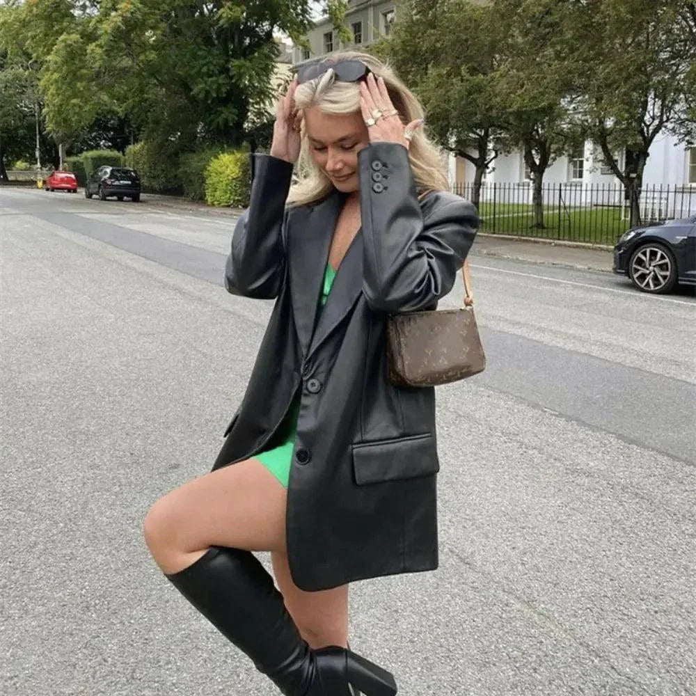 Blazer en simili cuir Farah - Polyvalence chic