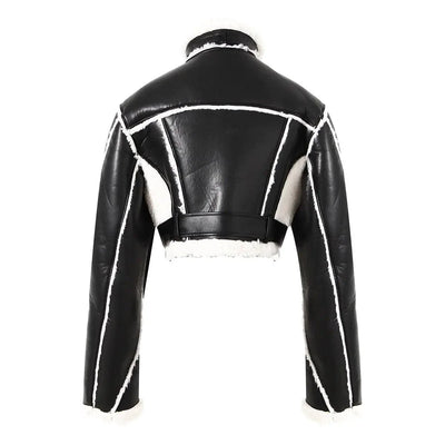 Veste cropped en simili cuir