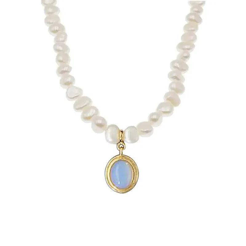 Round Medal Pearl Necklace with Irregular Pearls