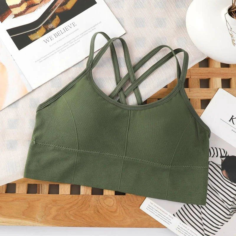 Sostenedor Deportivo Elegante con Tirantes Cruzados para Mujeres Activas