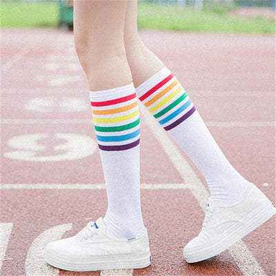 Calcetines de algodón a rayas para mujer hasta la rodilla