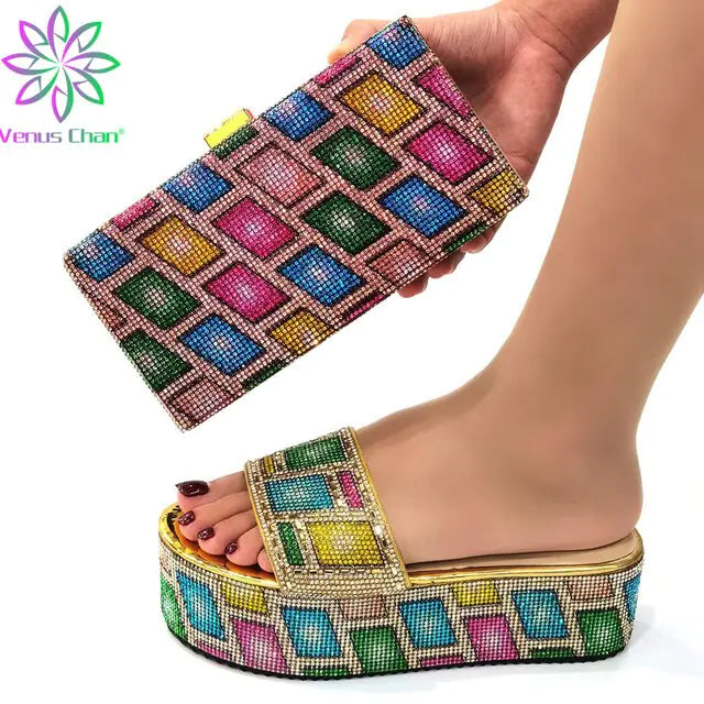 Ensemble de chaussures de fête élégantes et de sac à main