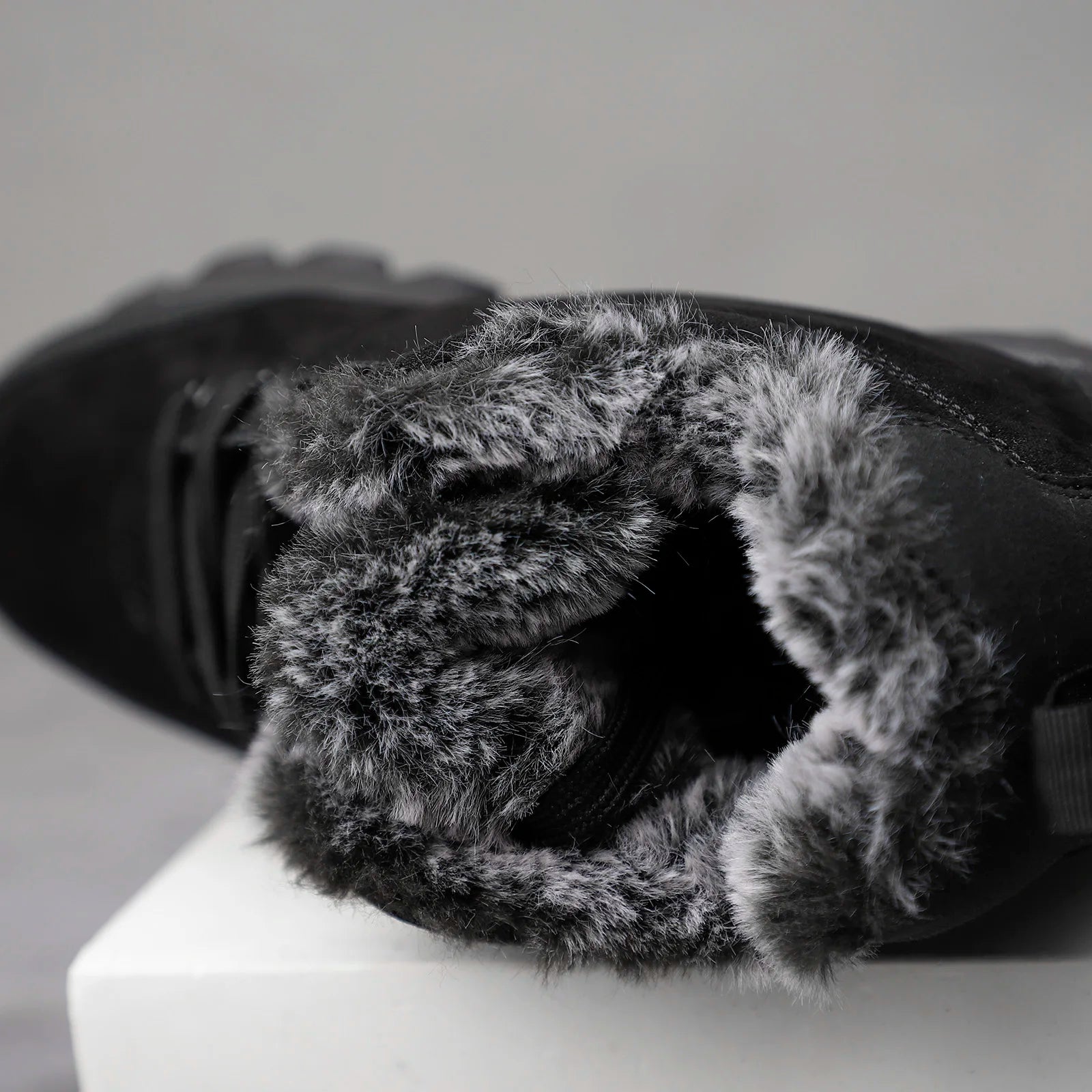 Men's snow boots with winter fleece insulation, outdoor boots, cotton shoes, lightweight boots - Korvel