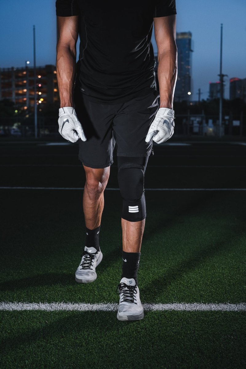 Performance-Enhancing Mid-Length Knee Sleeve - Black - Korvel