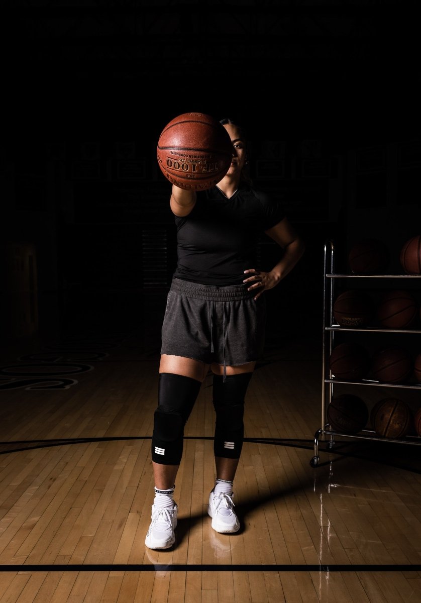 Performance-Enhancing Mid-Length Knee Sleeve - Black - Korvel