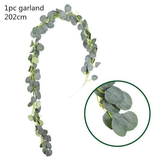 Modern Eucalyptus Leaves Garland for Elegant Decor
