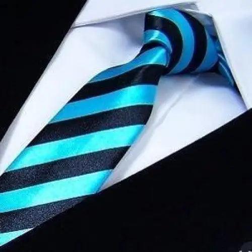Corbata delgada moderna en blanco y negro para hombres