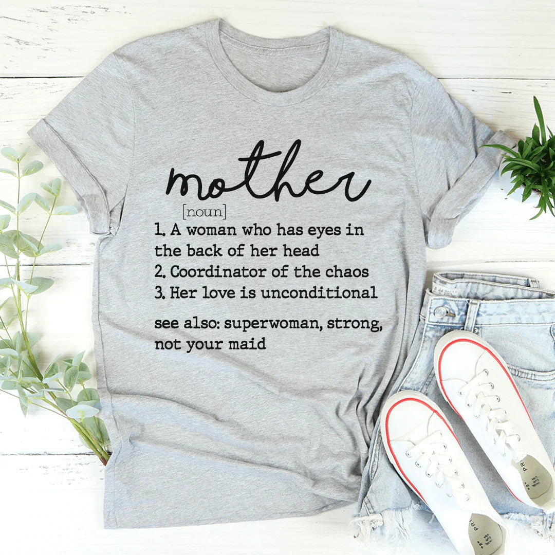 Mom Noun Tee - A Comfy and Fun Statement Shirt