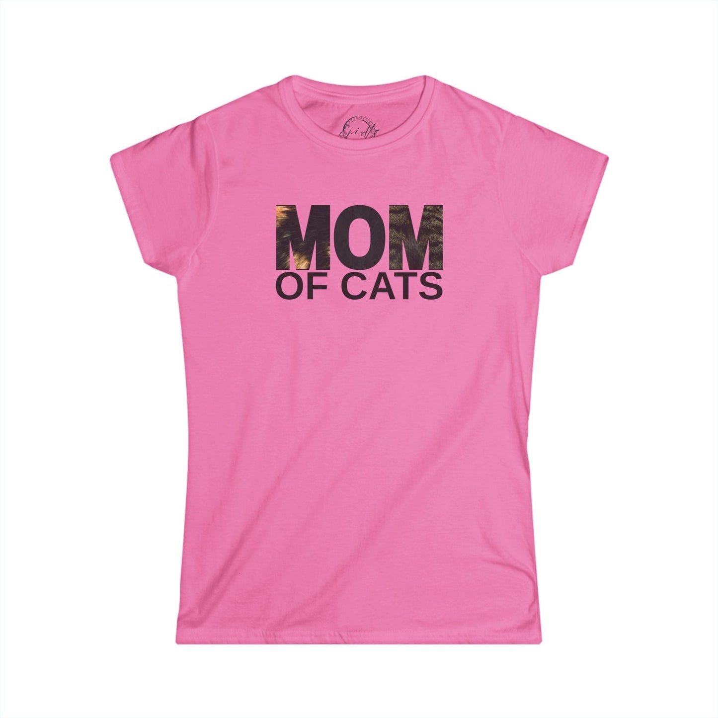 T-shirt Softstyle Maman de Chats - Idéal pour les Amateurs de Chats
