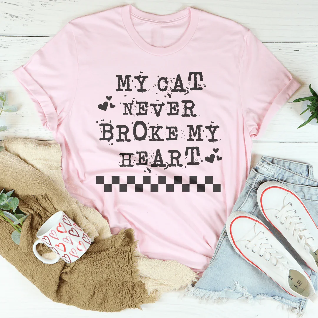 Camiseta Mi gato nunca me rompió el corazón