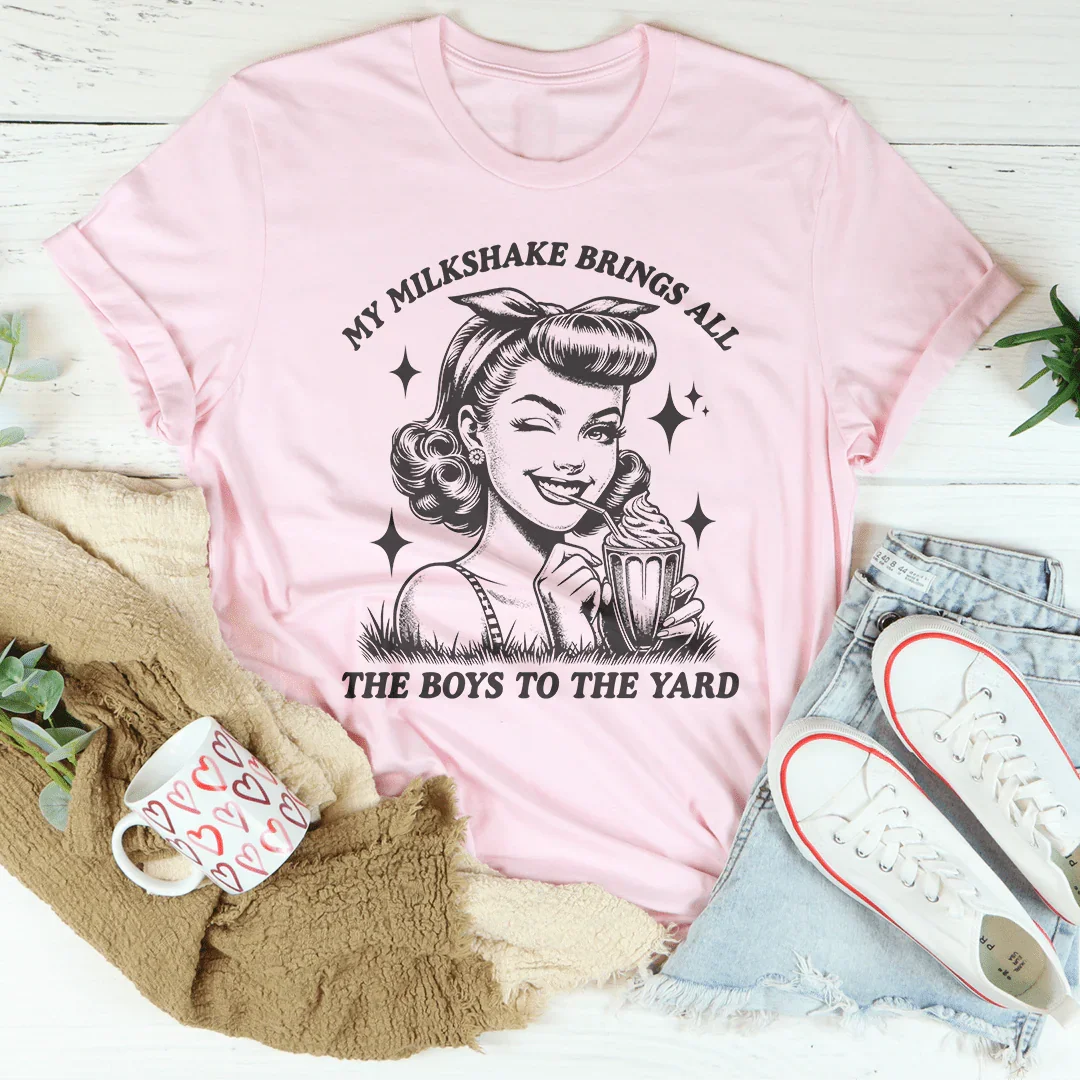 Mi batido atrae a todos los chicos al patio Tee