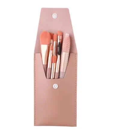 Ensemble de pinceaux de maquillage essentiels pour une application parfaite