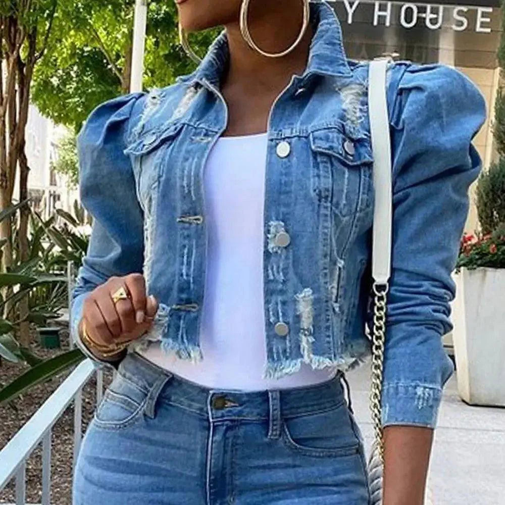 Veste en denim vintage pour femmes avec déchirures