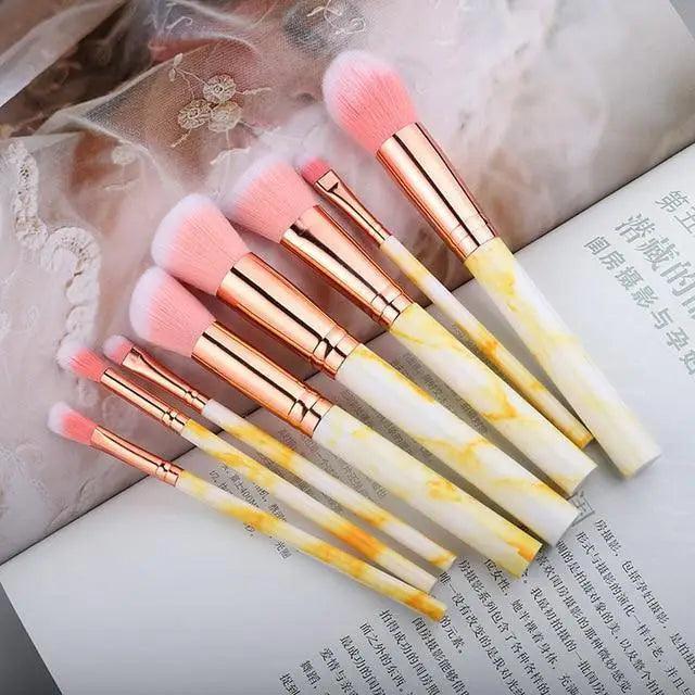 Luxurious 12/8/5-Piece Eye and Lip Makeup Brush Set with Comb and Sponge - Korvel